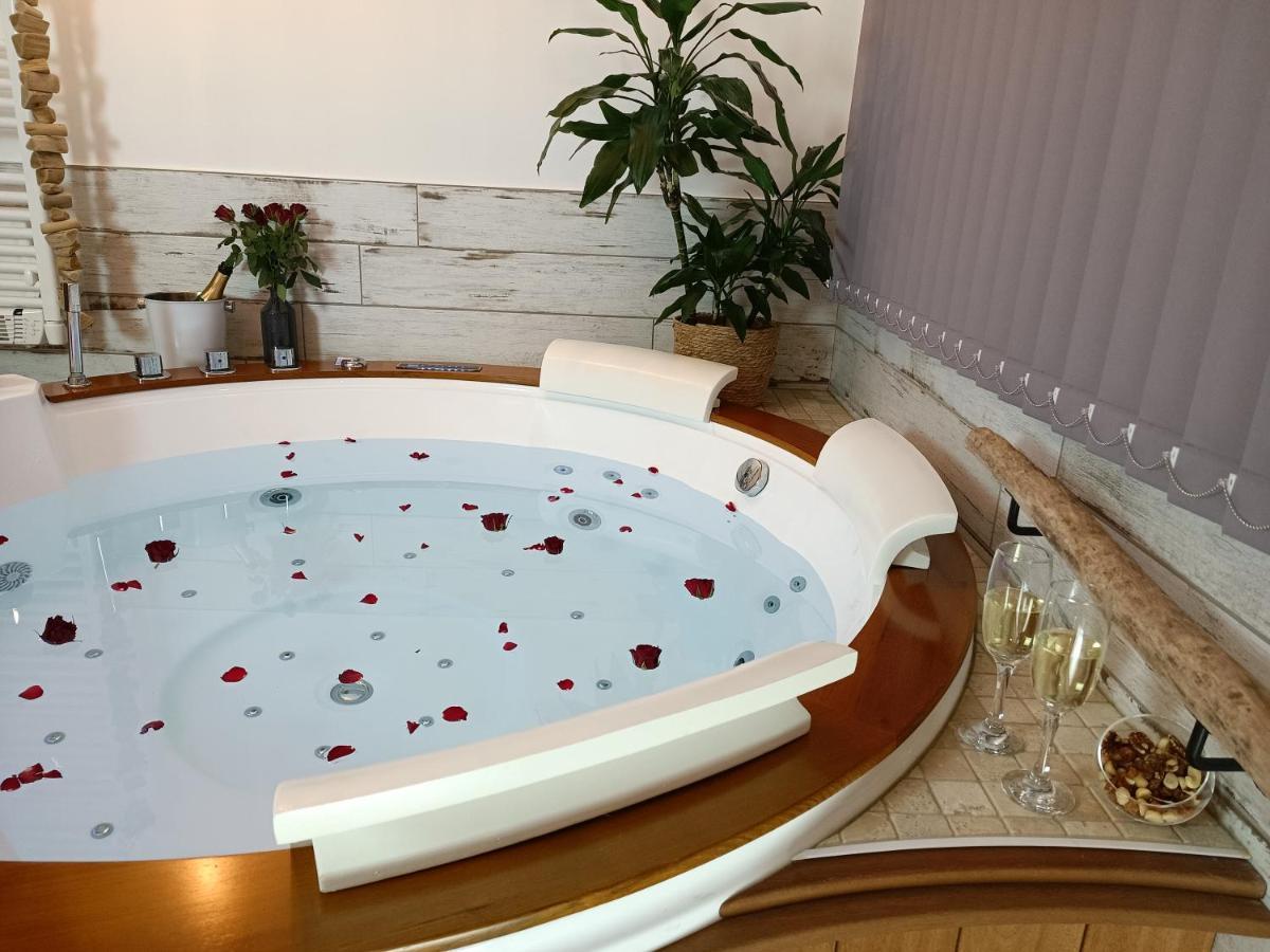 Le Marechal Duplex - Appartement Avec Jacuzzi - Caen Hyper Centre Exterior foto